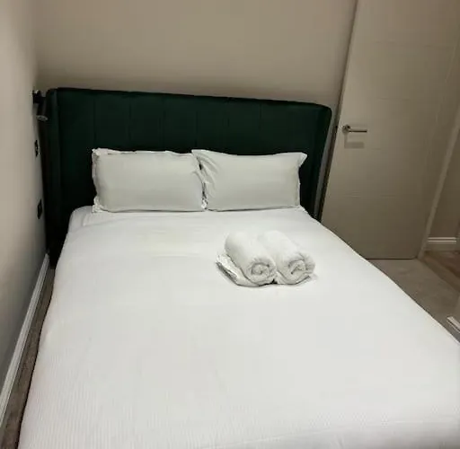 - 2 Bed Ensuite Apartman