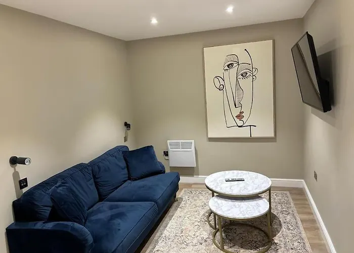 - 2 Bed Ensuite Апартаменти